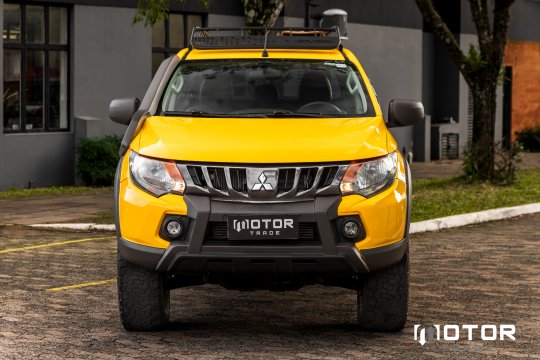 MITSUBISHI L200 TRITON SAVANA - 2023