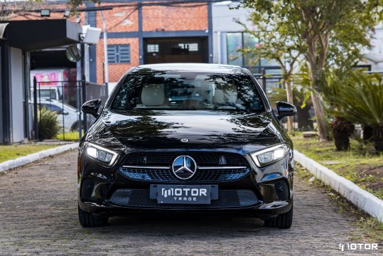 MERCEDES-BENZ A 250 VISION 2.0 TURBO - 2019