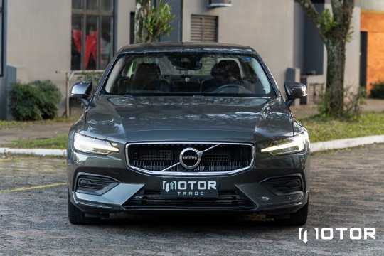 VOLVO S60 T4 MOMENTUM - 2020