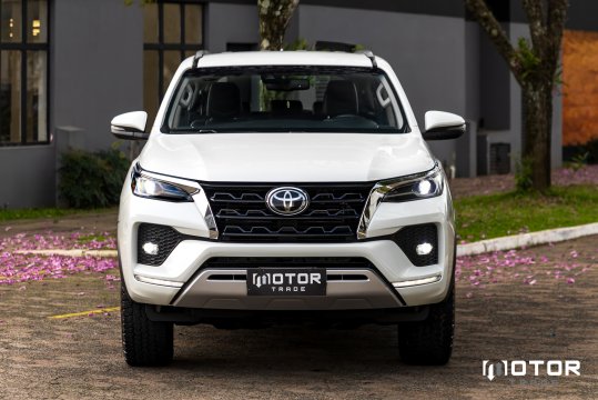 TOYOTA HILUX SW4 SRX 2.8 TURBO DIESEL - 2021